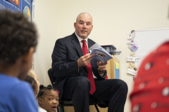 October 4, 2022: Sen. Flynn today visited Luzerne County Head Start’s Beeker Street facility in Wilkes-Barre to read to students.