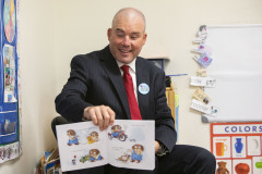 October 4, 2022: Sen. Flynn today visited Luzerne County Head Start’s Beeker Street facility in Wilkes-Barre to read to students.