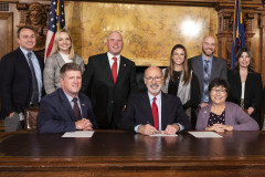 November 15, 2022: Senator Flynn attends bill signing for HB 1486