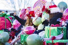November 19, 2022: Sen. Flynn joined Mayor George C. Brown and Rep. Eddie Day Pashinski today walking in Wilkes-Barre’s annual Christmas Parade.