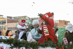 November 19, 2022: Sen. Flynn joined Mayor George C. Brown and Rep. Eddie Day Pashinski today walking in Wilkes-Barre’s annual Christmas Parade.